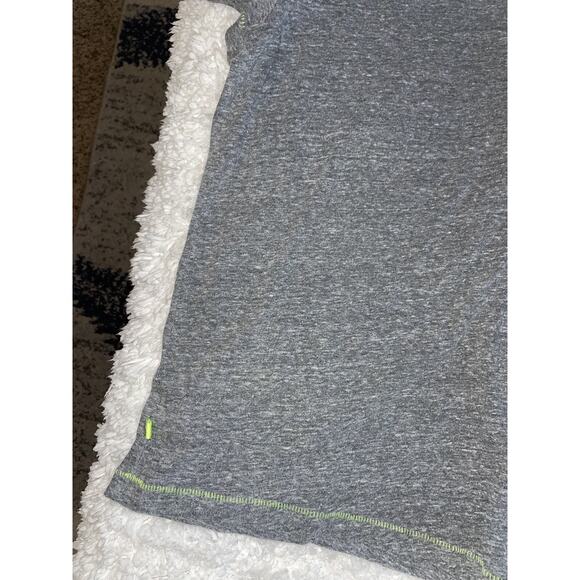 Kind is cool girls sz. XL gray asymmetrical tee. Soft, cute - Picture 8 of 10